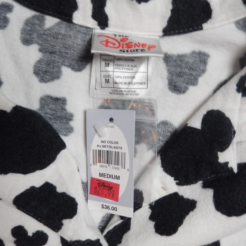 Disney Store Mickey Mouse Flannel Pajama Top Button Down White Black Medium NWT - Picture 3 of 5